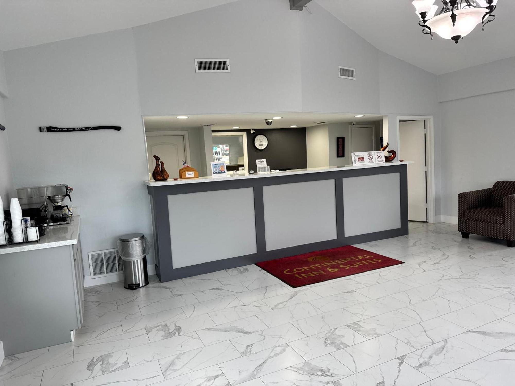 Continental Inn And Suites Nacogdoches Tx Sfa University Downtown Zewnętrze zdjęcie